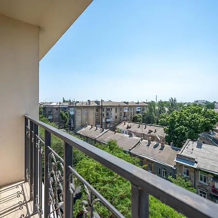 Apartment Novoselskogo 19-67 Odesa