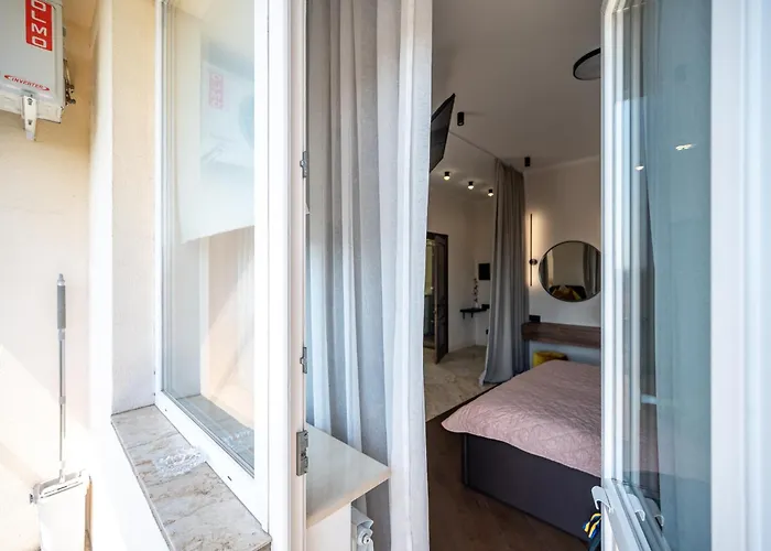 Novoselskogo 19-67 Appartement *