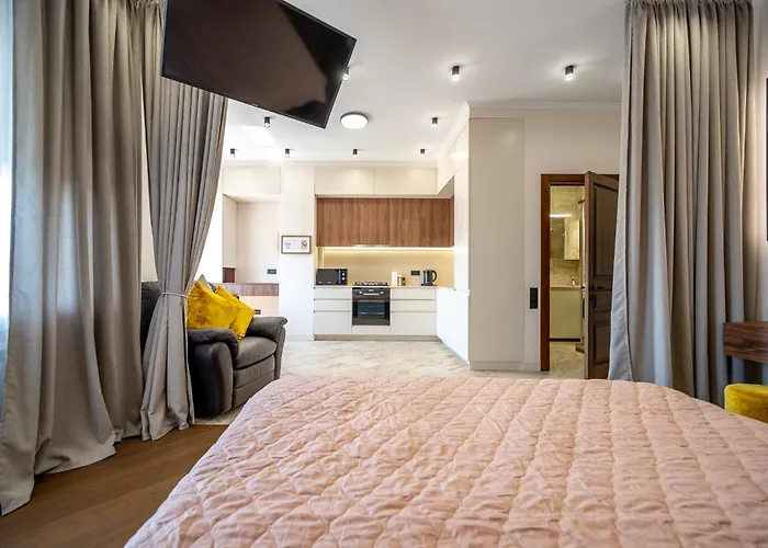 Novoselskogo 19-67 * Odessa