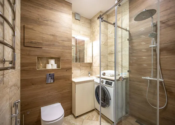 Novoselskogo 19-67 *