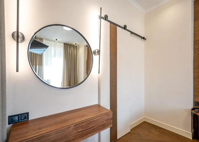 Novoselskogo 19-67 Apartment *